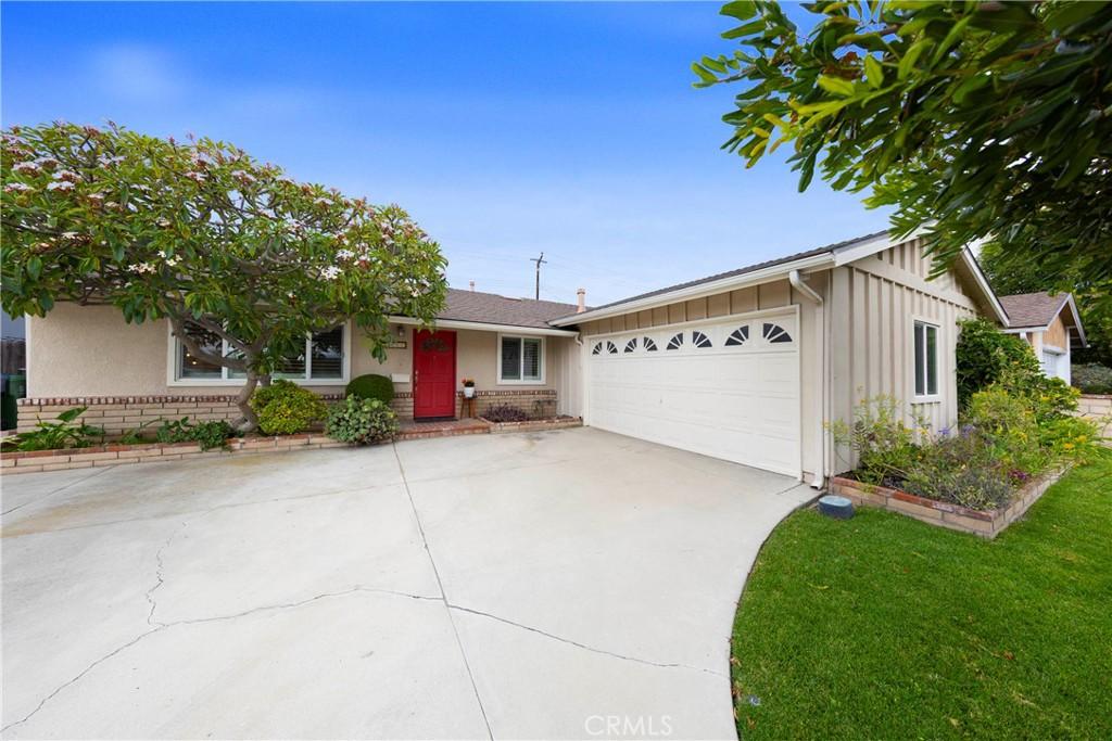 MLS #OC26160727 image #0