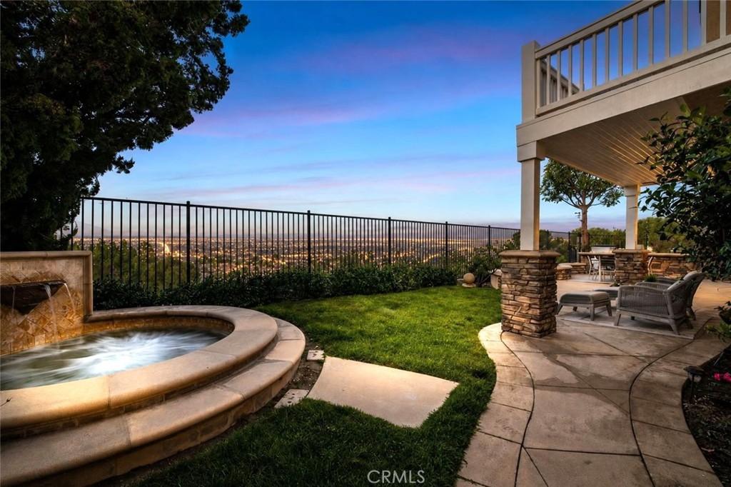 MLS #OC26161010 image #0