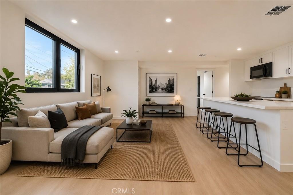 MLS #OC26161213 image #0
