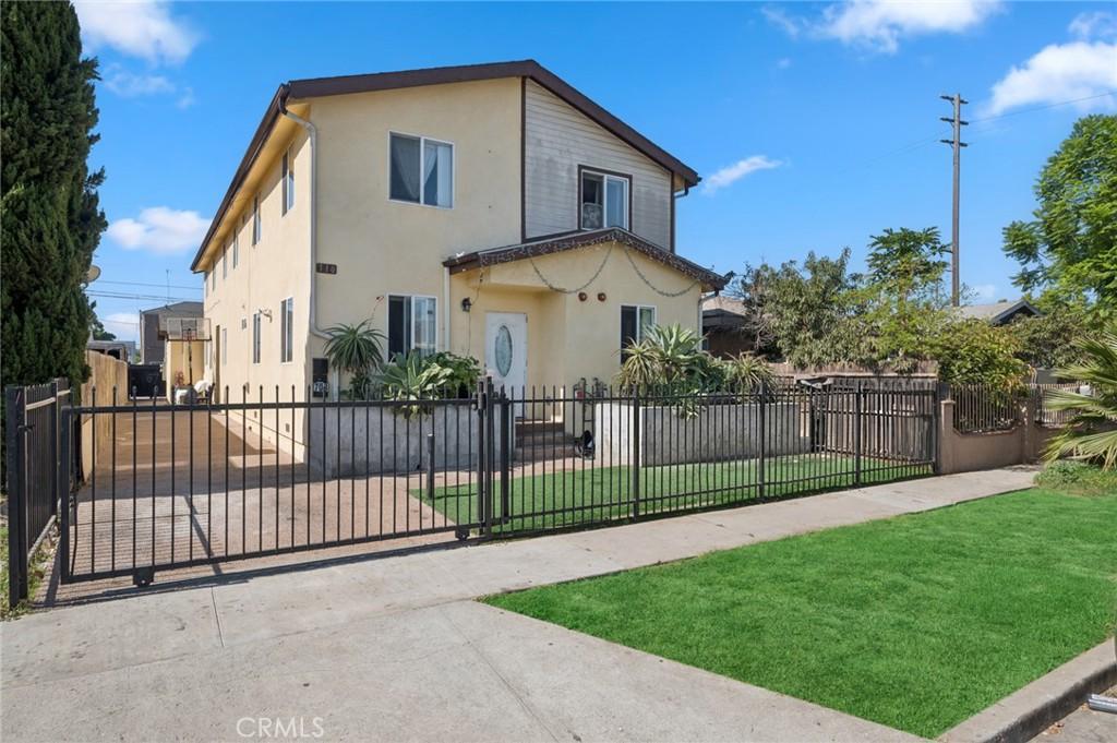 MLS #OC26161307 image #0