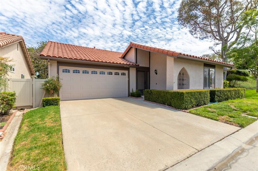 MLS #OC26161688 image #0