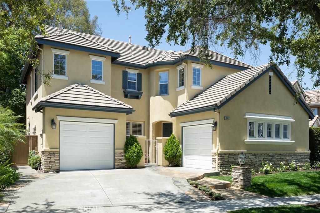 MLS #OC26161702 image #0