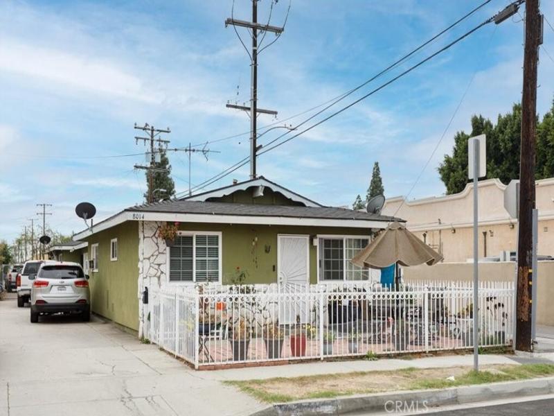 MLS #OC26161724 image #0
