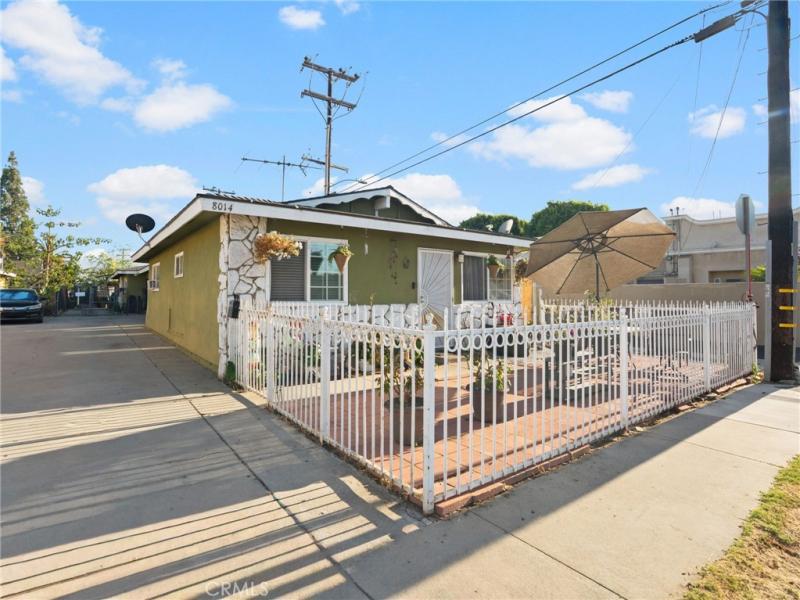 MLS #OC26161724 image #0