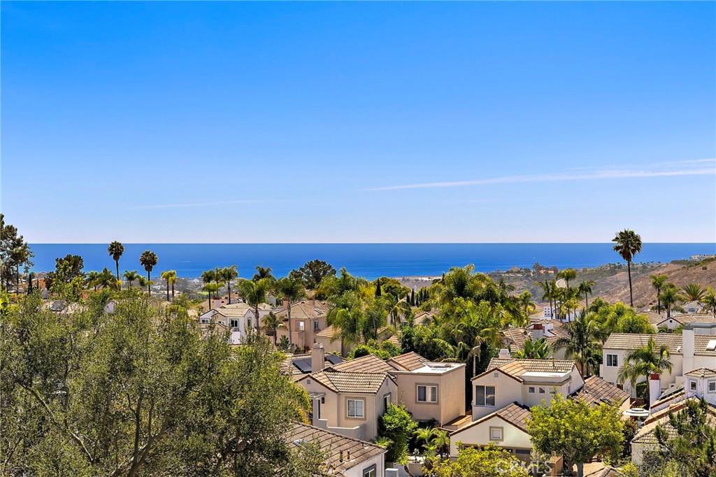 MLS #OC26161990 image #0