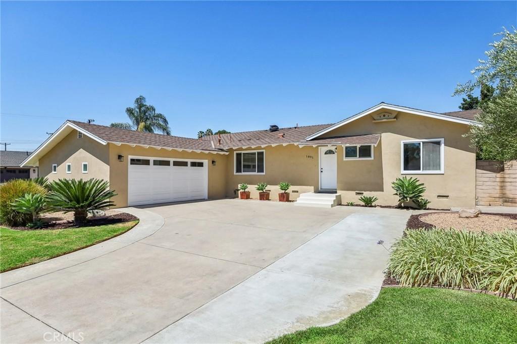 MLS #OC26162145 image #0