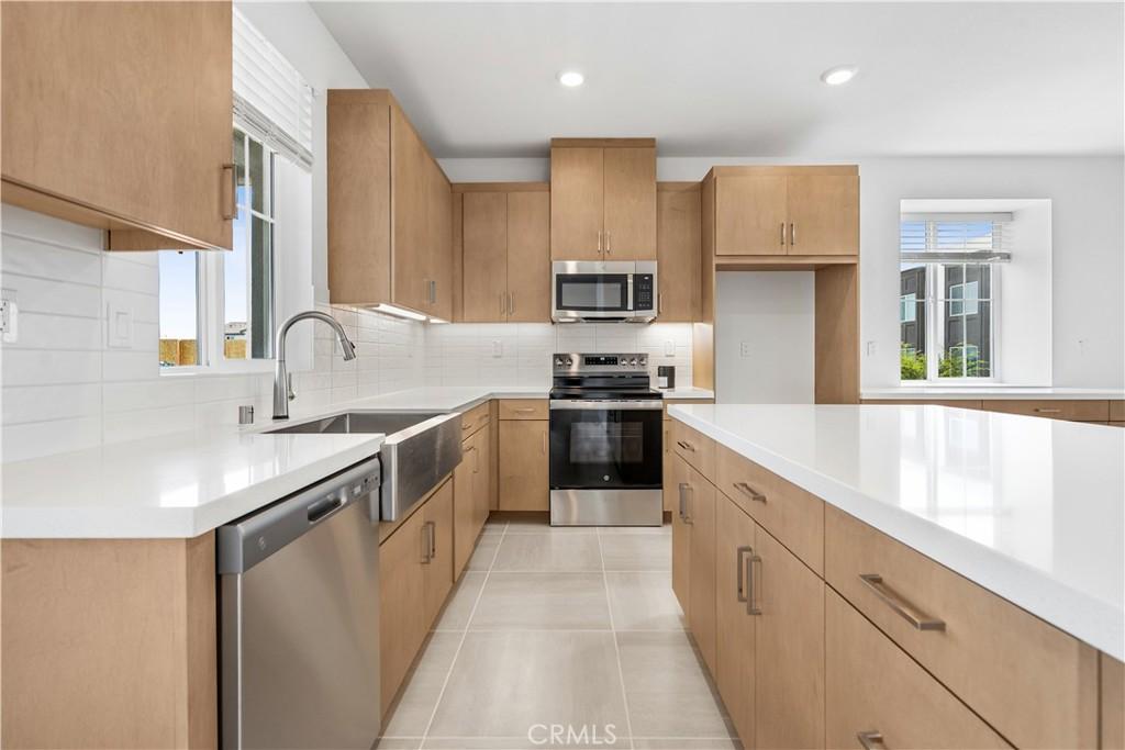 MLS #OC26162247 image #0
