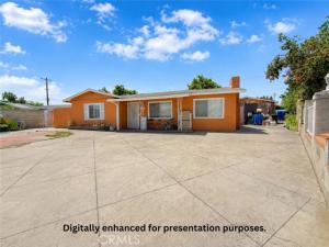 MLS #OC26162381 image #0