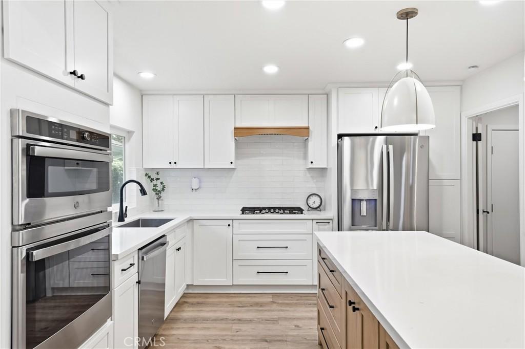 MLS #OC26162494 image #0