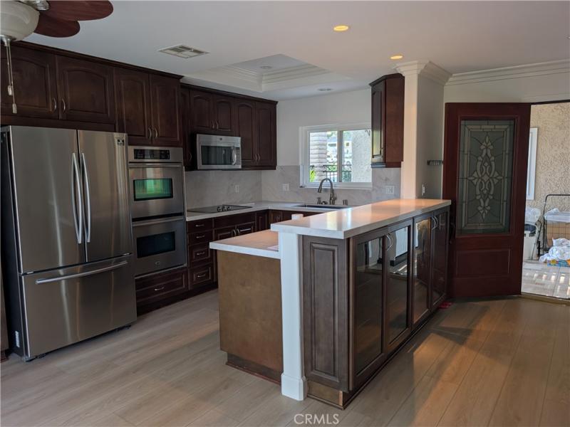 MLS #OC26162686 image #0