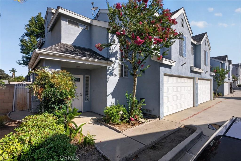 MLS #OC26162800 image #0