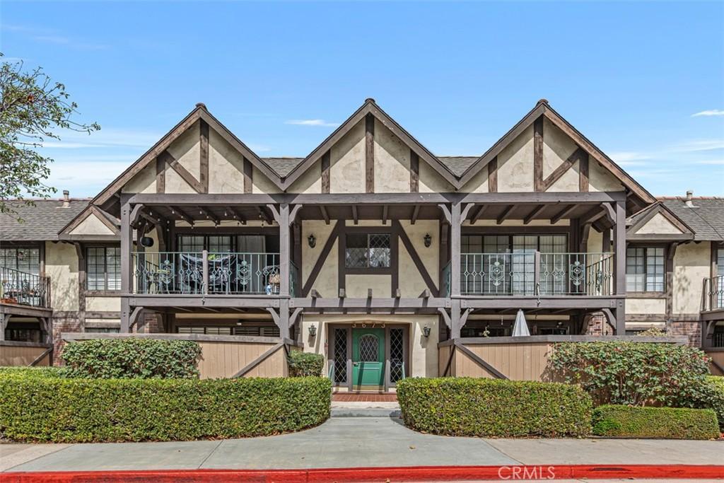 MLS #OC26162839 image #0
