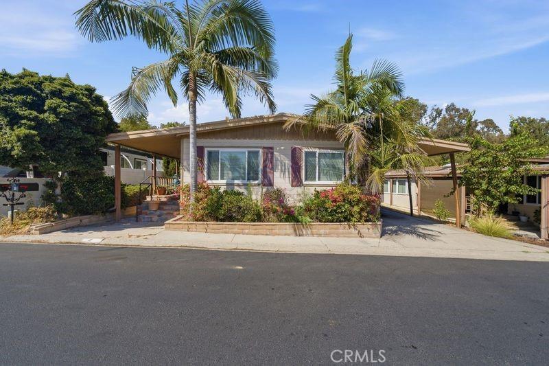 MLS #OC26163091 image #0
