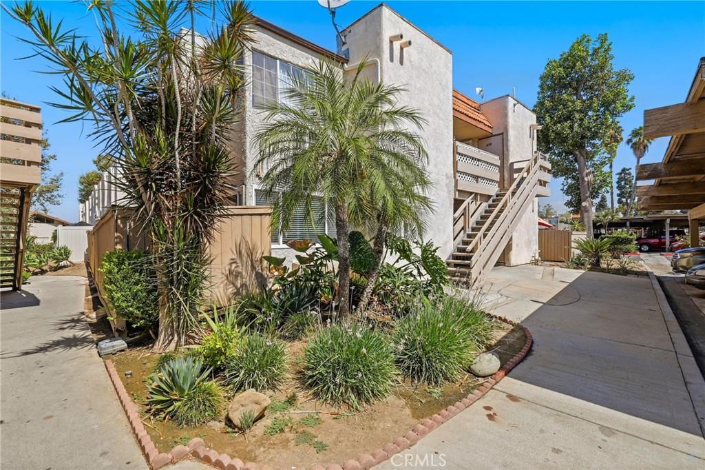 MLS #OC26163231 image #0