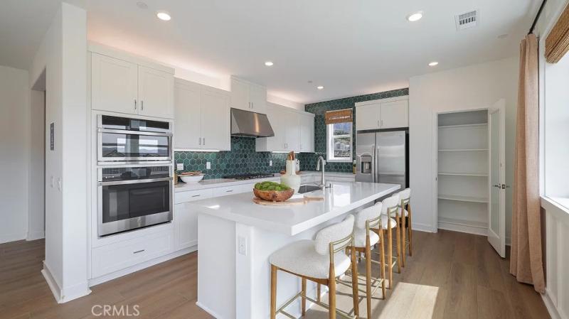 MLS #OC26163287 image #0