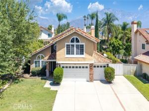 MLS #OC26163984 image #0
