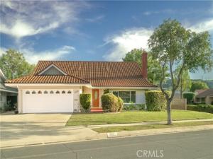 MLS #OC26164127 image #0