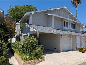 MLS #OC26164191 image #0