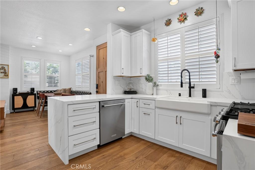 MLS #OC26164626 image #0