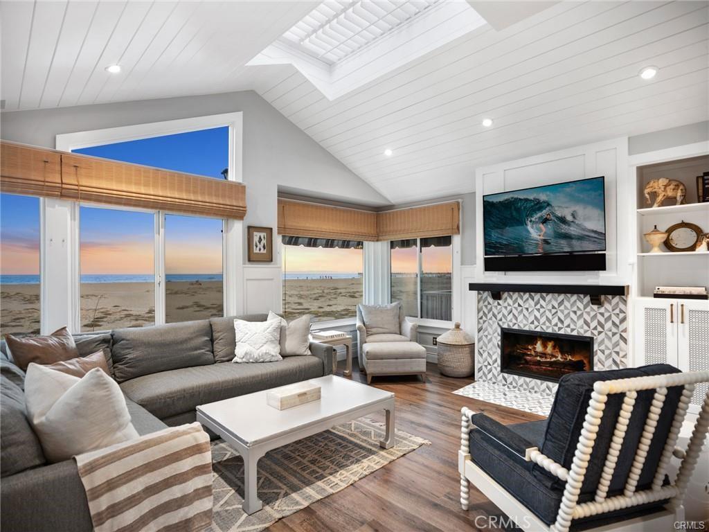 MLS #OC26164686 image #0