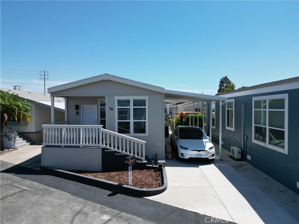 MLS #OC26164712 image #0