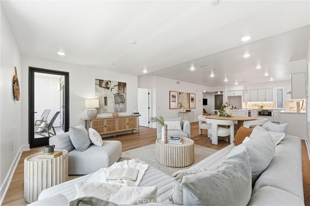 MLS #OC26164875 image #0
