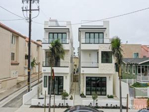 MLS #OC26165010 image #0