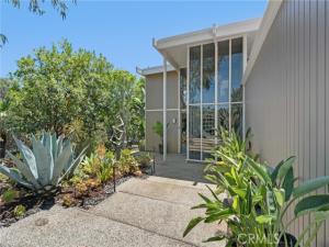 MLS #OC26165026 image #0