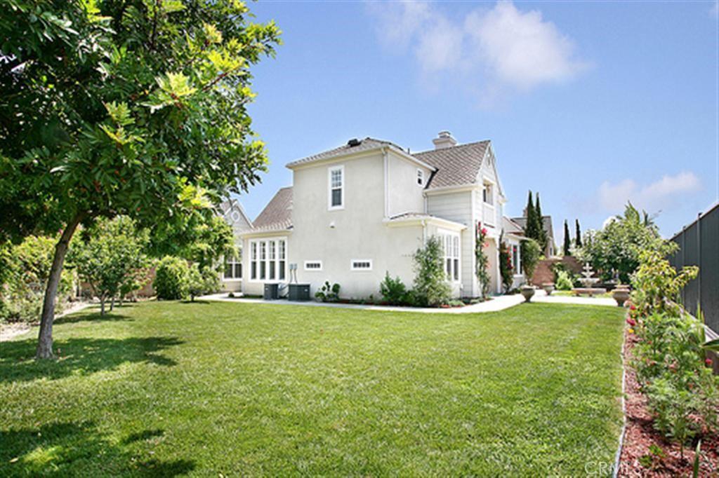 MLS #OC26165382 image #0