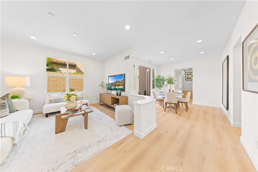 MLS #OC26165406 image #0