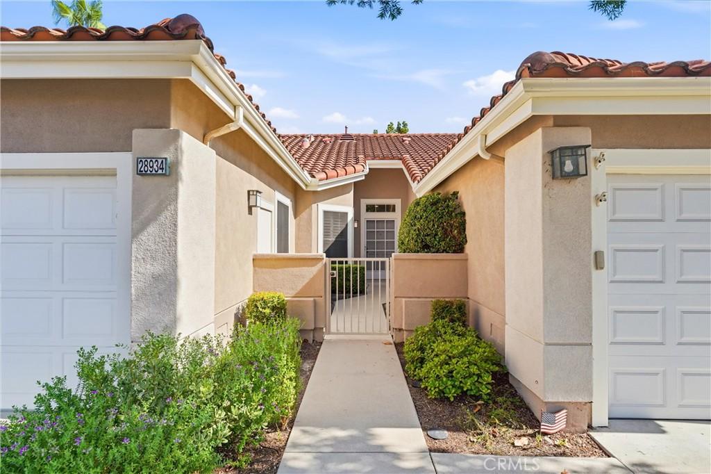 MLS #OC26165422 image #0
