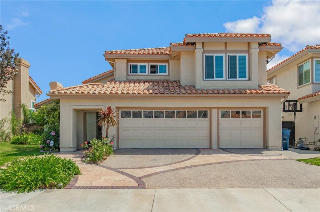 MLS #OC26165671 image #0