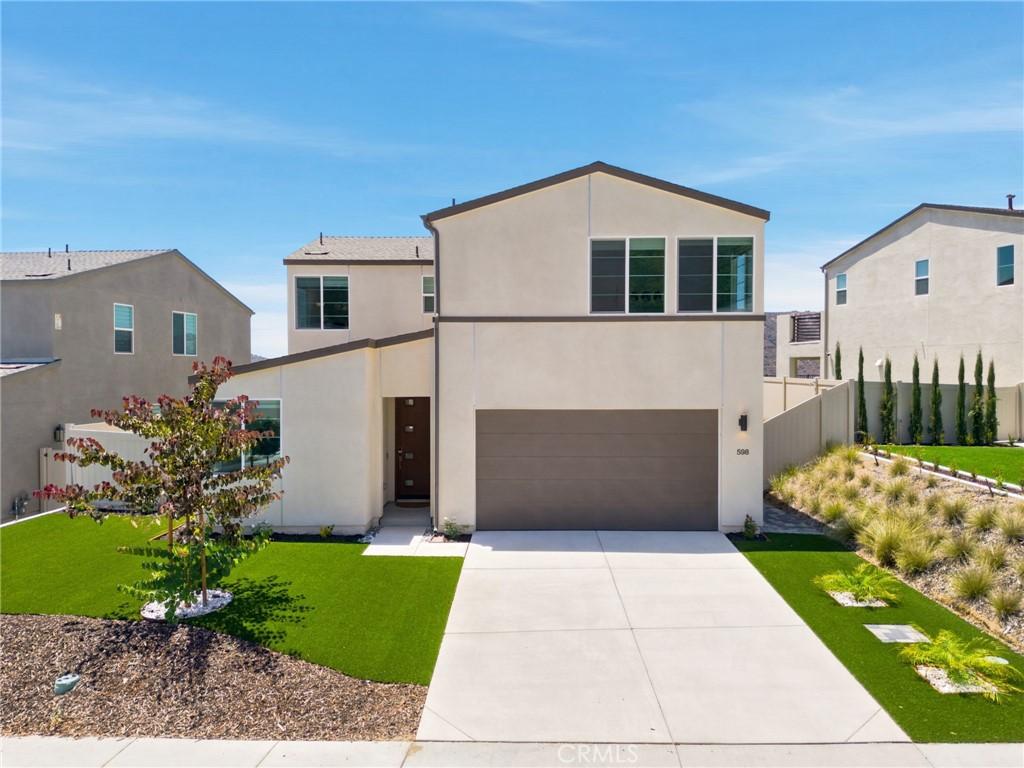 MLS #OC26165894 image #0
