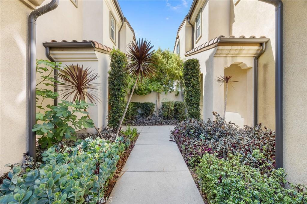 MLS #OC26166153 image #0