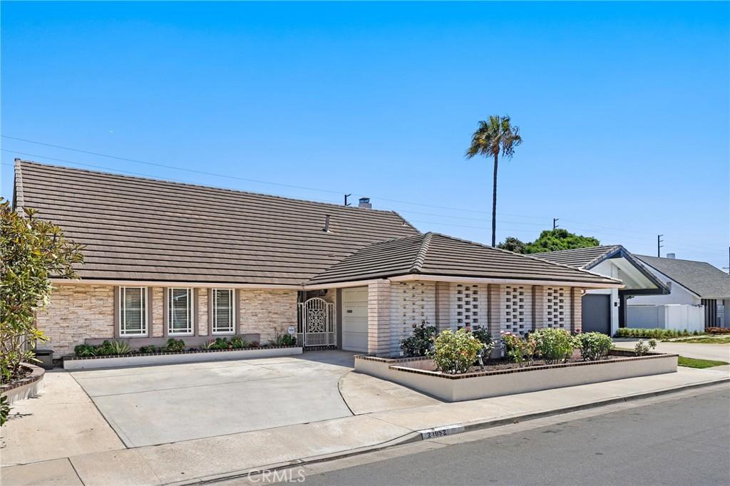 MLS #OC26166237 image #0