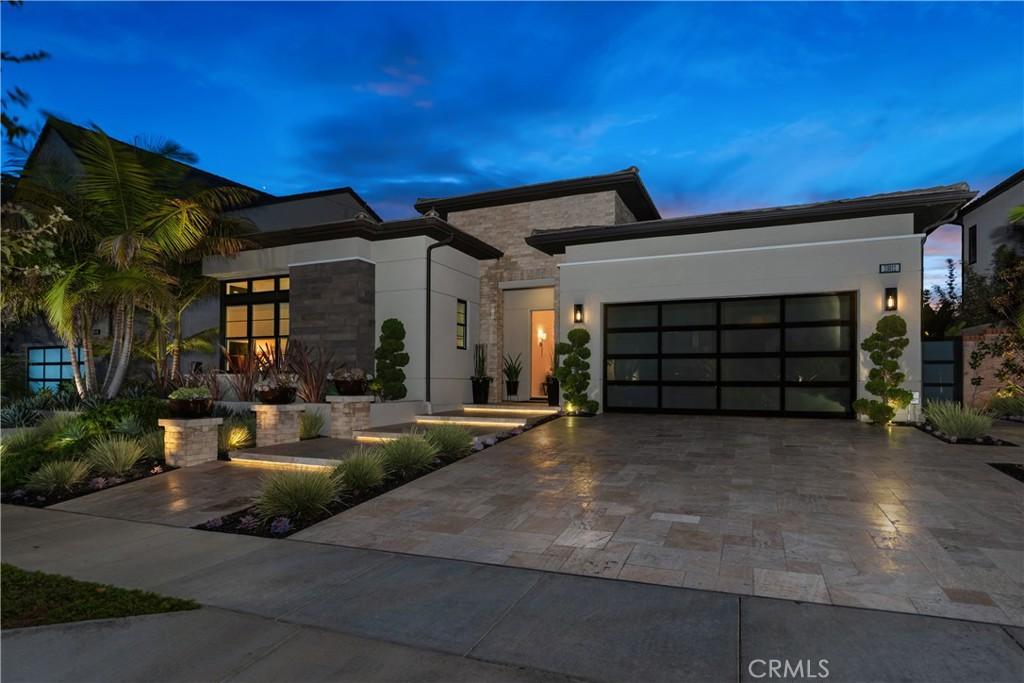 MLS #OC26166363 image #0