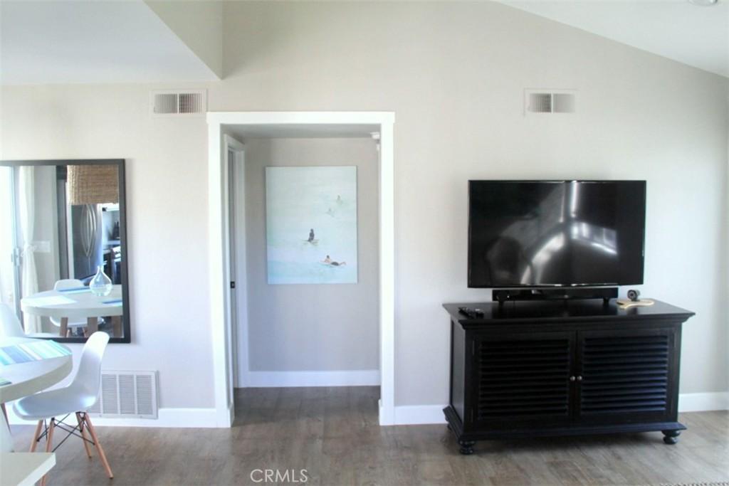 MLS #OC26166375 image #0