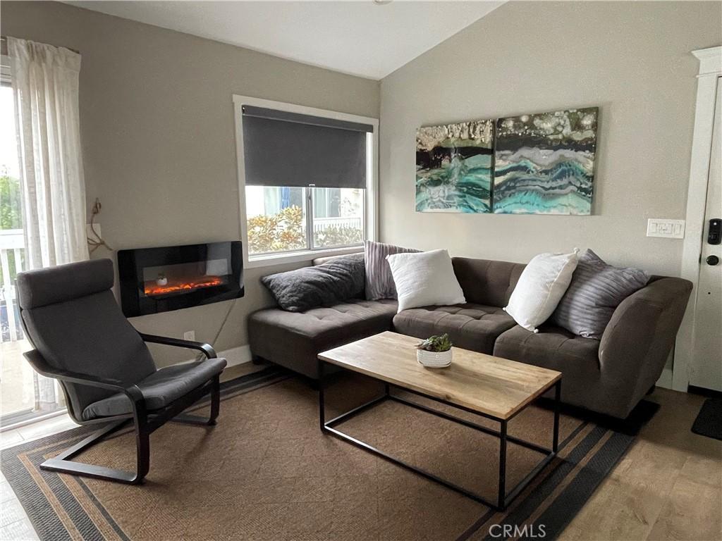 MLS #OC26166375 image #0