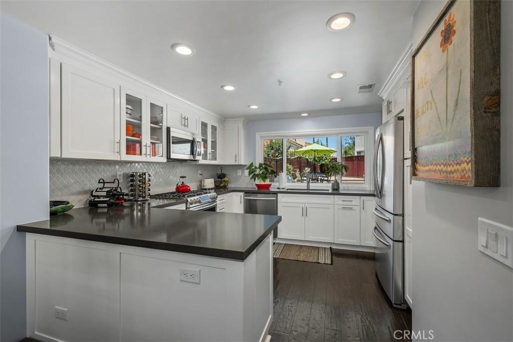 MLS #OC26166602 image #0