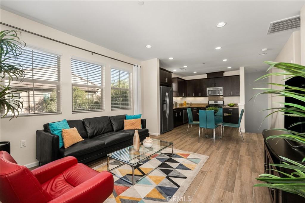 MLS #OC26166796 image #0