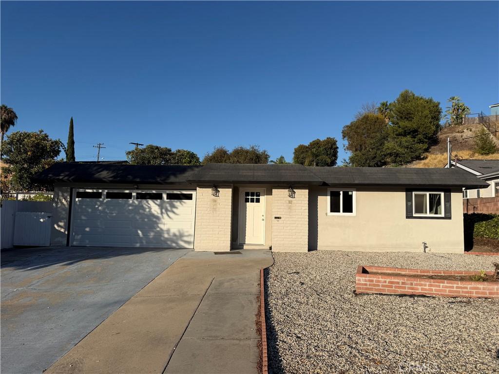 MLS #OC26166925 image #0