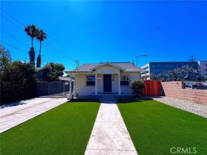 MLS #OC26167158 image #0