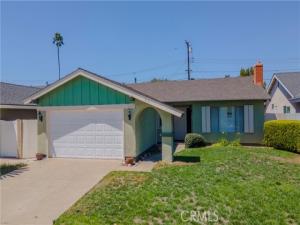 MLS #OC26167293 image #0