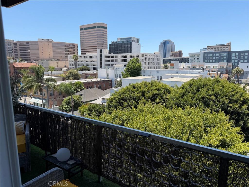 MLS #OC26167489 image #0
