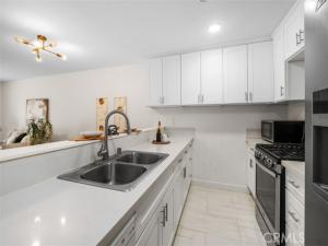 MLS #OC26167609 image #0