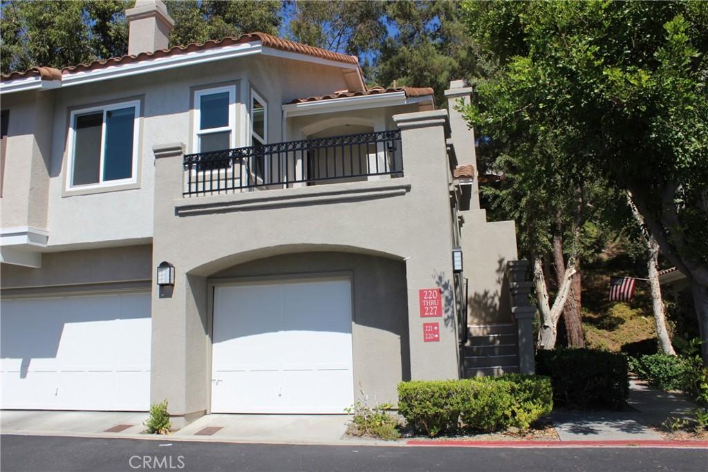 MLS #OC26168087 image #0