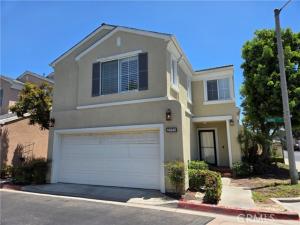 MLS #OC26168255 image #0