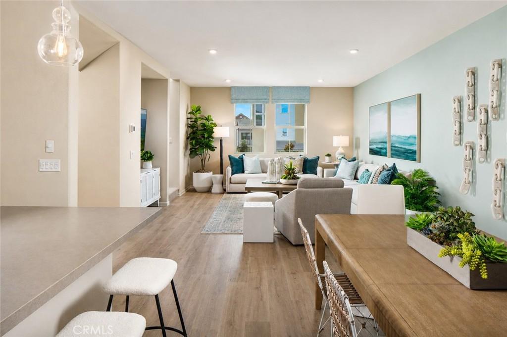 MLS #OC26168393 image #0