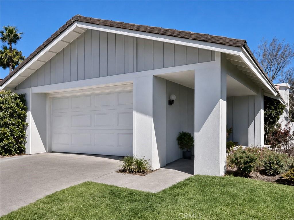 MLS #OC26168396 image #0