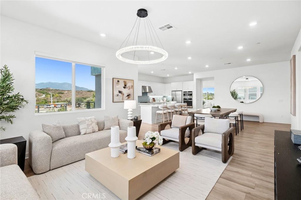 MLS #OC26168486 image #0